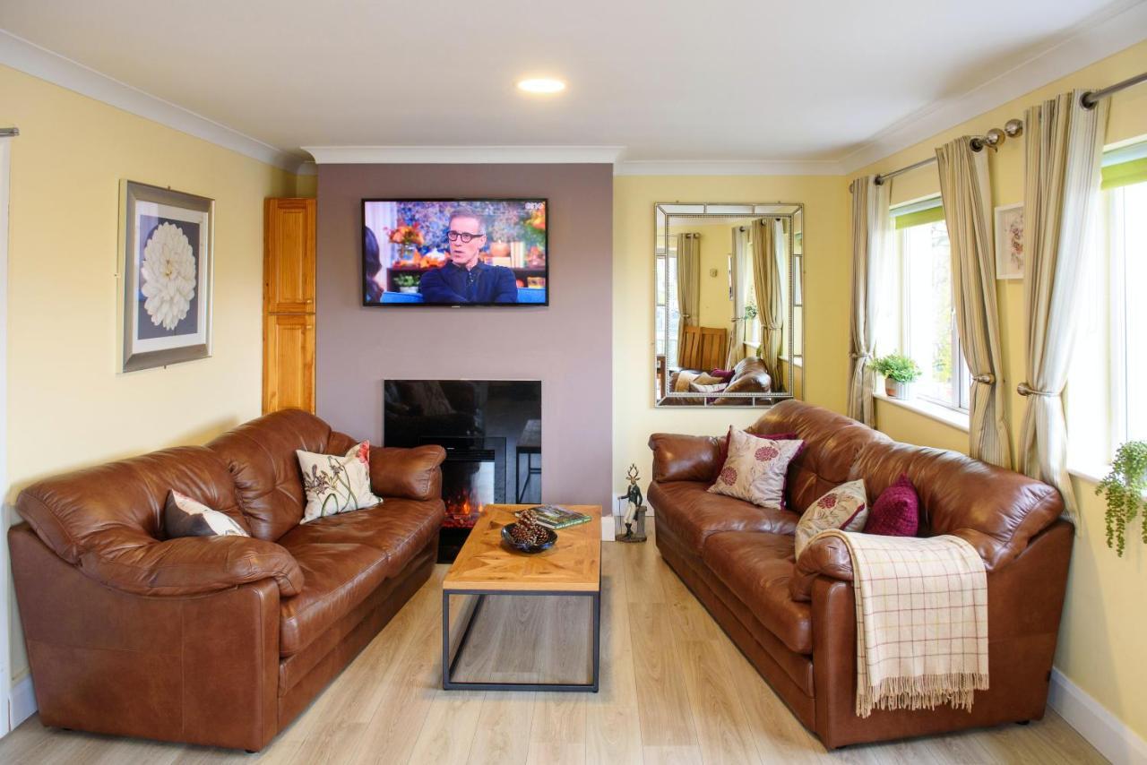 Waterfront Self Catering Houses Carrick on Shannon エクステリア 写真