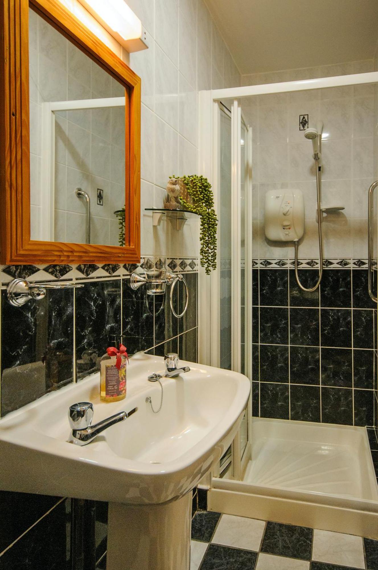 Waterfront Self Catering Houses Carrick on Shannon エクステリア 写真