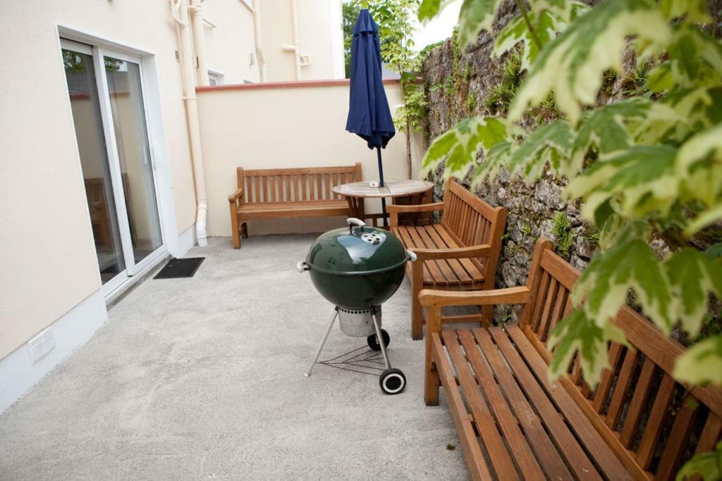 Waterfront Self Catering Houses Carrick on Shannon エクステリア 写真
